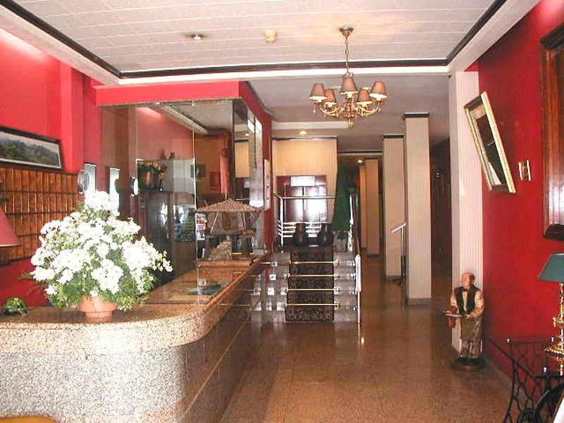 Hotel Los Lagos Nature Cangas de Onís Interior photo